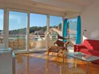 Apartments with spacious terrace (3330T) Makarska Croatia