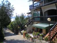 Apartments & rooms pansion Adria - Haus vacation in Posedarje Croatia