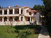 Apartments Villa Jelena accommodation in Medulin, Istria, Croatia